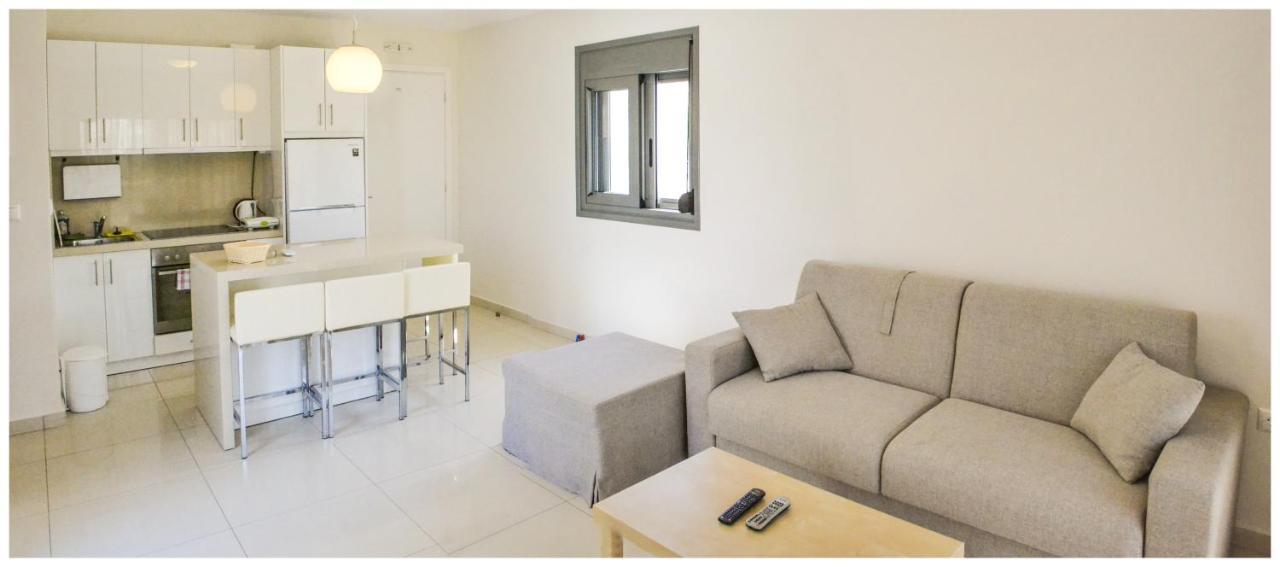 Potideon Bay Luxury Apartments Karpathos Exterior photo